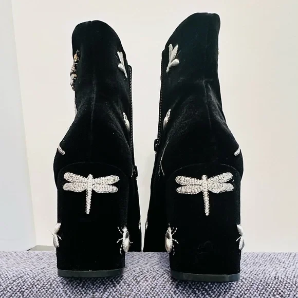 INC International Concepts Brand New Black Dragon Fly Embroidered Ankle Boots - Picture 2 of 6